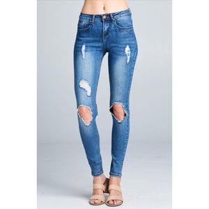 🆕Distressed Denim Jeans